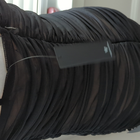 Lulu Rusched Dress - Picture 7 of 8